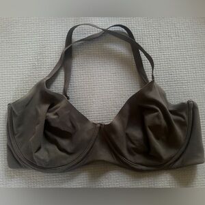 Skims fits everyone unlined bra 38dd EUC onyx.
